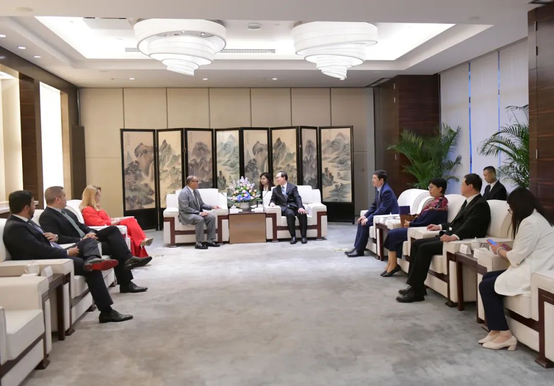 萨尔瓦多共和国最高法院院长奥斯卡·洛佩斯来陕访问